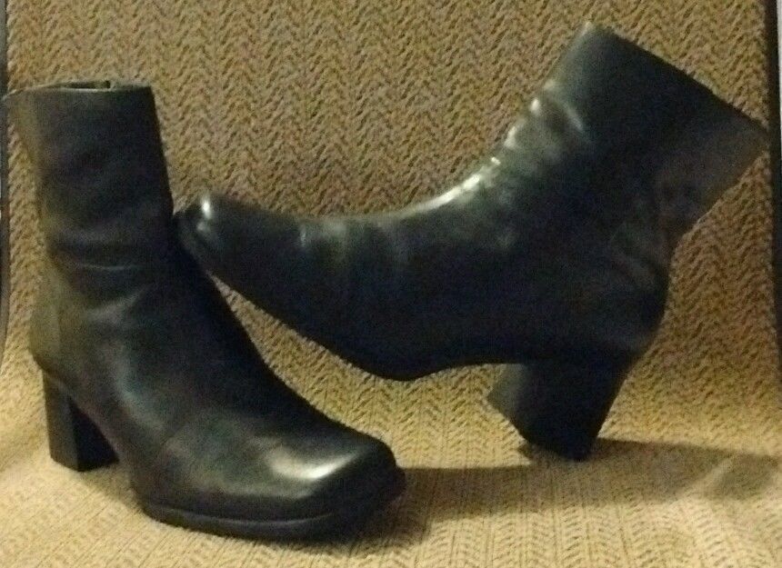 easy spirit booties